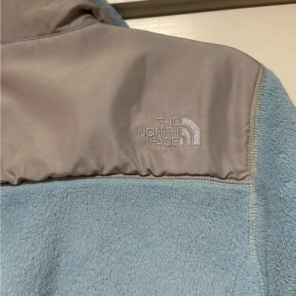 EUC Women’s Blue North Face Fleece Jacket sz M - Picture 11 of 11